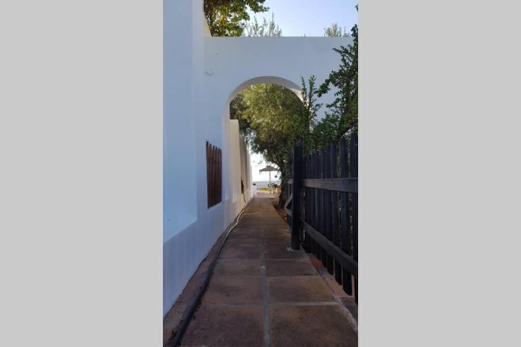 Preciosa Villa Con Gran Piscina Y Fabulosas Vistas 알하우린데라토레 외부 사진
