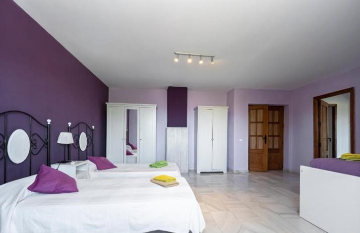 Preciosa Villa Con Gran Piscina Y Fabulosas Vistas 알하우린데라토레 외부 사진